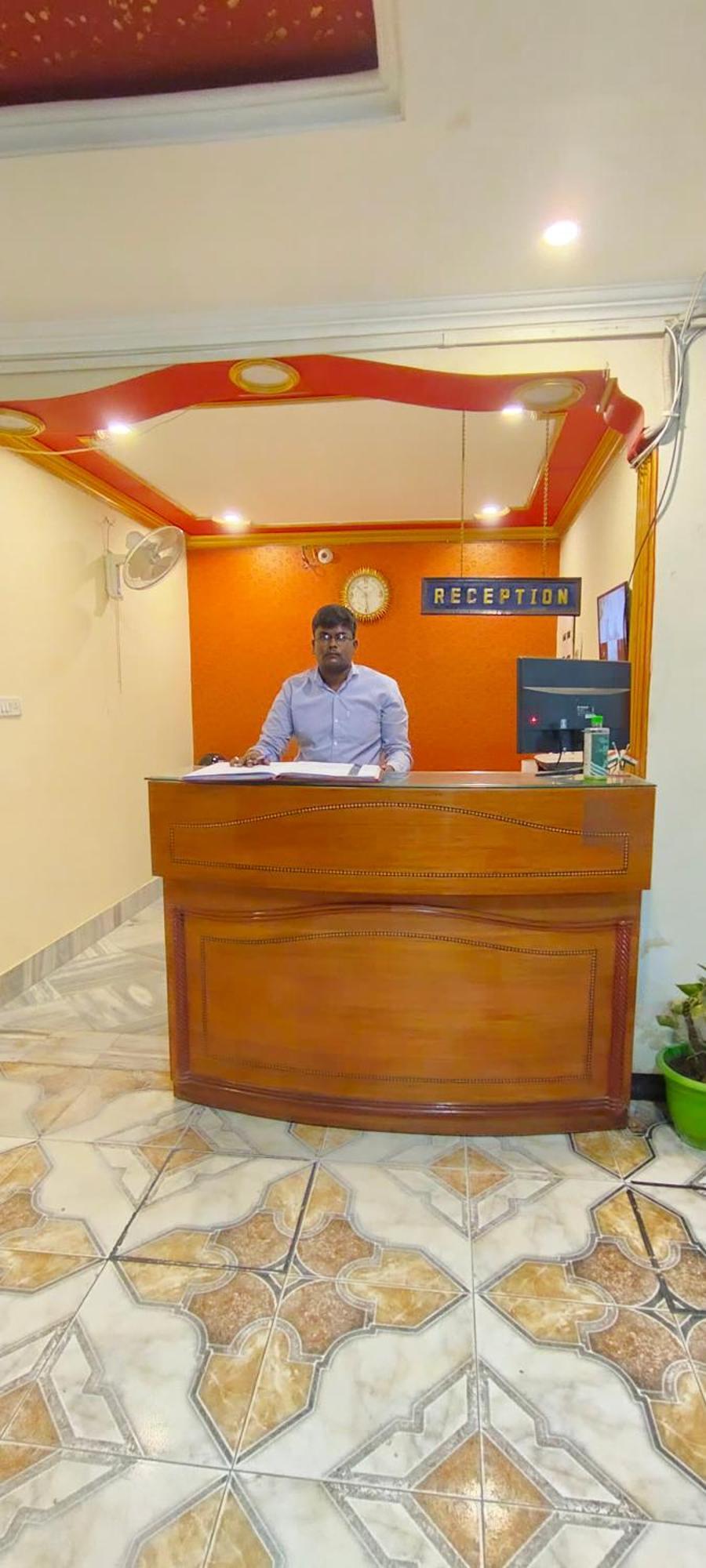 Hotel Riz バラナシ エクステリア 写真